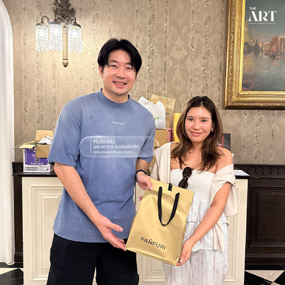 ทีมแพทย์ The Art Clinic สนุกสนานกับกิจกรรมบัดดี้ใน Outing พัทยา สร้างความสัมพันธ์ทีม