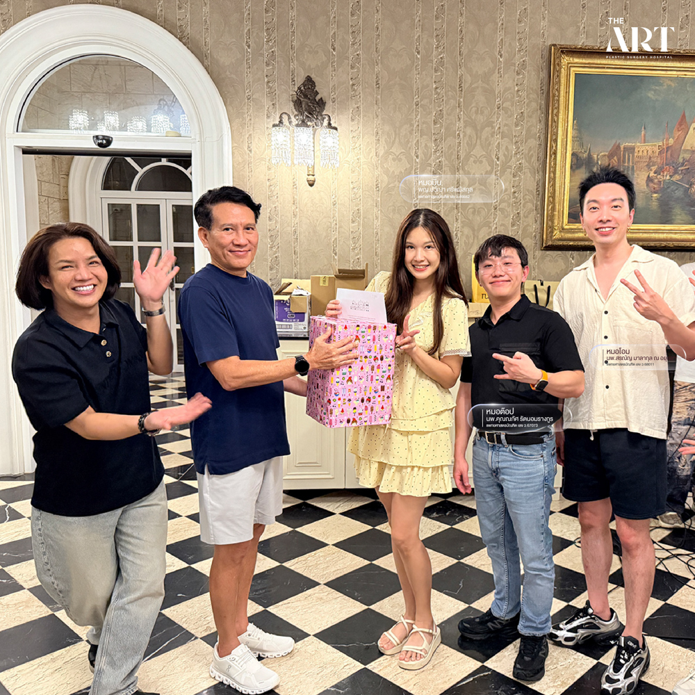 ทีมแพทย์ The Art Clinic สนุกสนานกับกิจกรรมบัดดี้ใน Outing พัทยา สร้างความสัมพันธ์ทีม